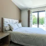 Villa En Domaine Prive Avec Piscine Chauffee - En Domaine Prive Avec Piscine Chauffee Mae-2023