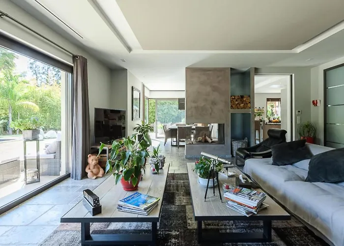 Vila En Domaine Prive Avec Piscine Chauffee - En Domaine Prive Avec Piscine Chauffee Mae-2023 Antibes