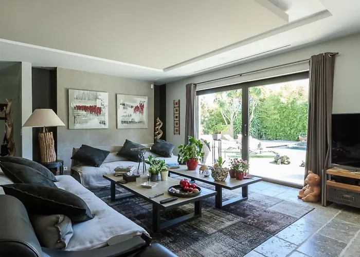 Vila En Domaine Prive Avec Piscine Chauffee - En Domaine Prive Avec Piscine Chauffee Mae-2023 *