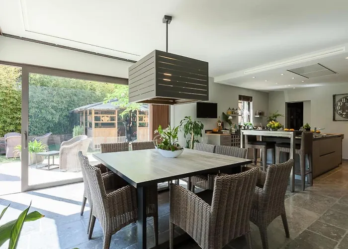 Vila En Domaine Prive Avec Piscine Chauffee - En Domaine Prive Avec Piscine Chauffee Mae-2023 *